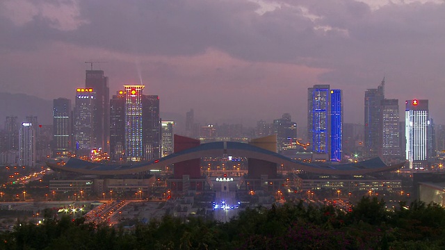 延时拍摄中国深圳的城市天际线视频素材