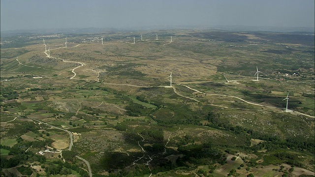 AERIAL WS风电场/维拉里尔，葡萄牙视频素材