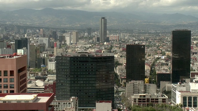 WS HA ZO Skyline with Pemex Building / Mexico City，墨西哥视频素材