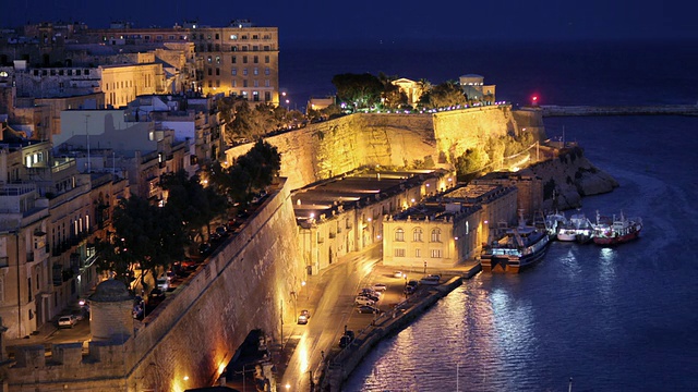 T/L WS HA Valetta Old Town Castille Curtain，白天到晚上的过渡/ Valletta，马耳他视频素材