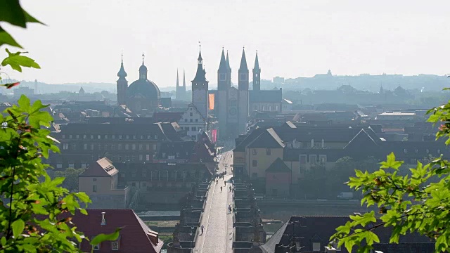 德国巴伐利亚Franconia的老主桥和Würzburg老城视频素材