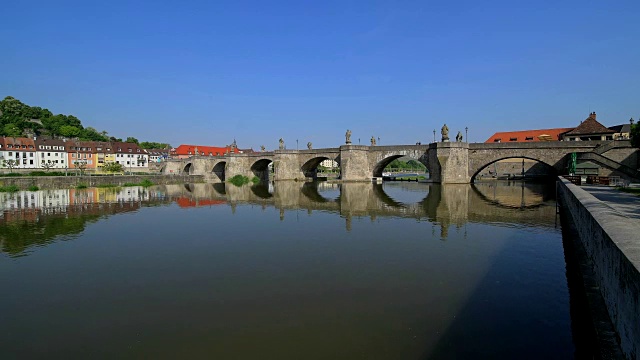 河主与老主桥，Würzburg, Franconia，巴伐利亚，德国视频素材