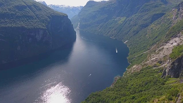 挪威盖兰格峡湾鸟瞰图视频素材