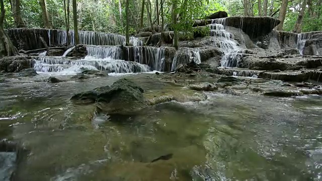 泰国西部瀑布视频素材