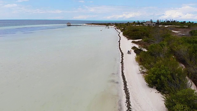 鸟瞰图的蓬可可在Isla Holbox，墨西哥视频素材