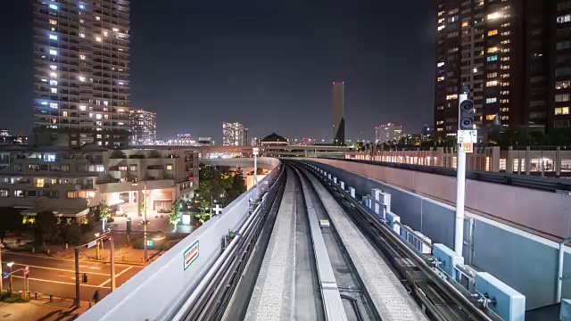 火车在隧道中跳车视频素材