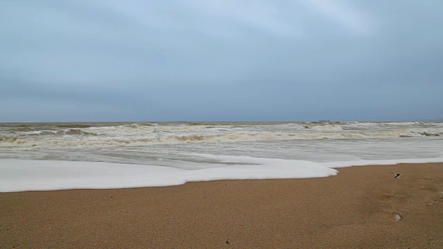 冬天的海视频下载