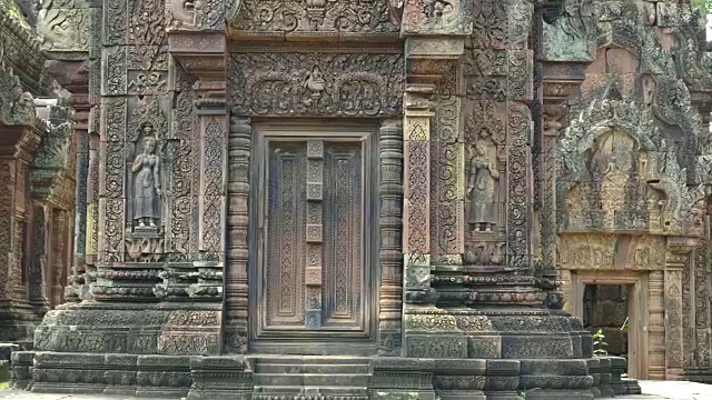 banteay srei神庙的两块石头视频素材