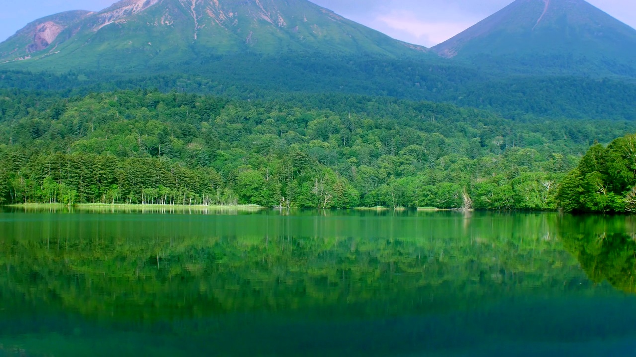 Onneto湖，日本北海道阿肯国家公园。视频下载