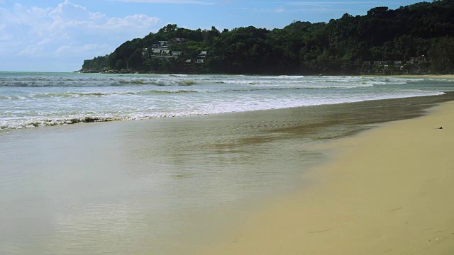 美丽的夏季热带海滩，蓝天。视频素材