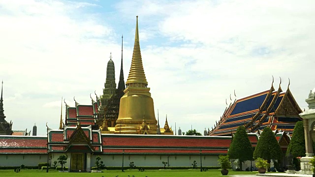 广角变焦拍摄的wat phra kaew寺庙在曼谷视频素材