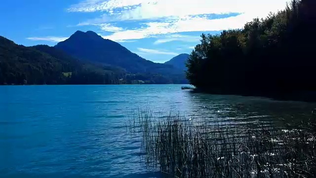 鸟瞰图:福斯克湖，萨尔茨堡土地，奥地利，夏天视频素材