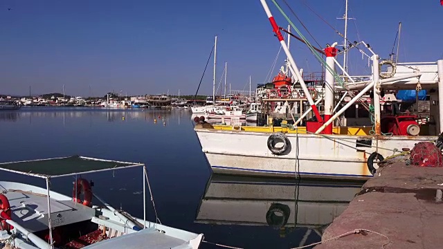 海军船坞在Junda，火鸡，Ayvalik视频素材