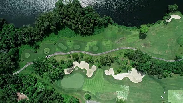 高尔夫球场鸟瞰图无人机拍摄视频素材