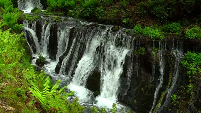 高山流水视频素材