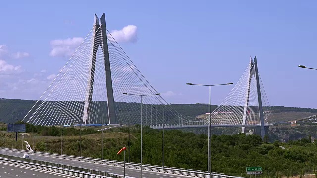 Yavuz苏丹Selim Bridge，火鸡，伊斯坦布尔视频素材