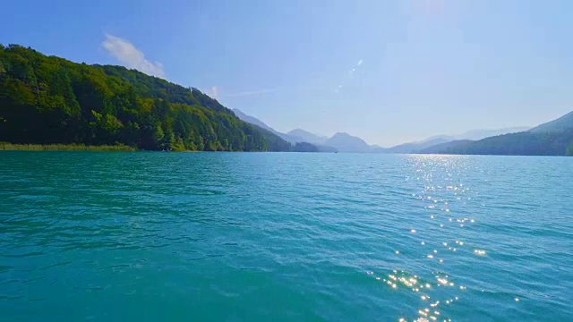 奥地利萨尔茨堡的福斯克湖，夏天视频素材