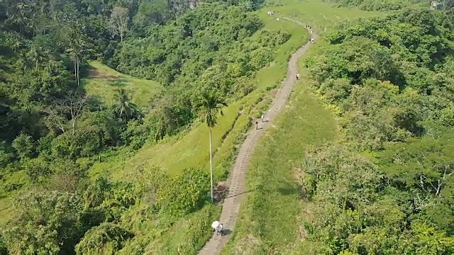 乌布里坎普汉岭步道的鸟瞰图视频素材