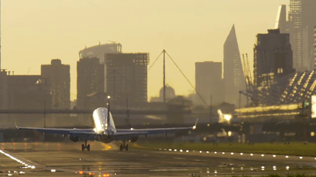 伦敦城市Airport.Take-off。视频素材