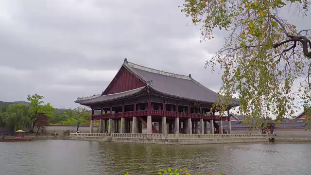 韩国秋天的景福宫视频素材