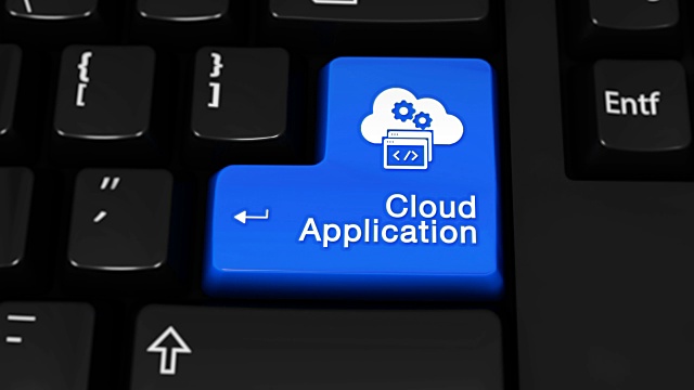 云应用程序移动运动在蓝色进入按钮在现代计算机键盘与文本和图标标签。选择焦点键是按下动画。云计算概念视频素材