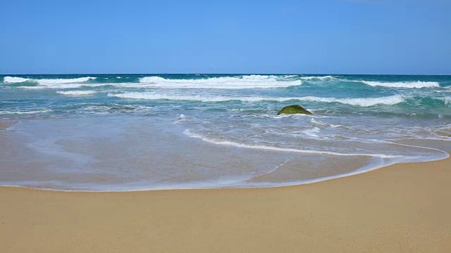 泰国普吉岛素林海滩的海景。4K视频素材