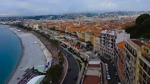 在尼斯度假城市的河堤和海滩，旅游，令人惊叹的全景视频素材