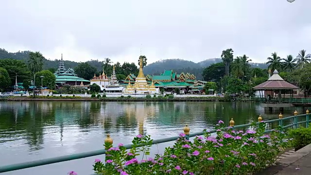 泰国Mae Hong Son Jong Kham Temple景色视频素材