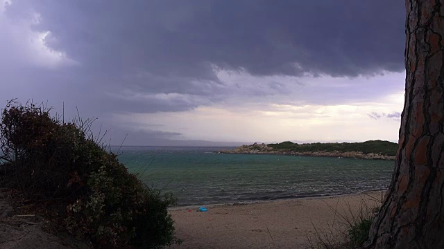 希腊海面上的暴风雨天空视频素材