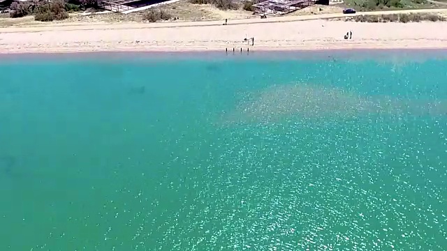 航拍的希腊海滩在夏天视频素材