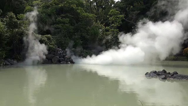 日本大分别府温泉(地热温泉)视频素材