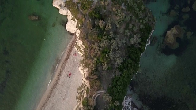 地中海海滩鸟瞰图视频素材