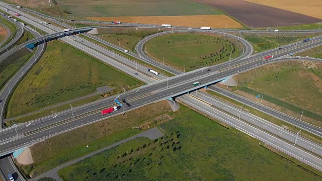 公路公路交汇处(架空)视频素材