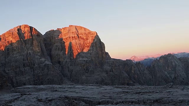 一览著名的白云石山峰，布伦塔。Trentino、意大利视频素材