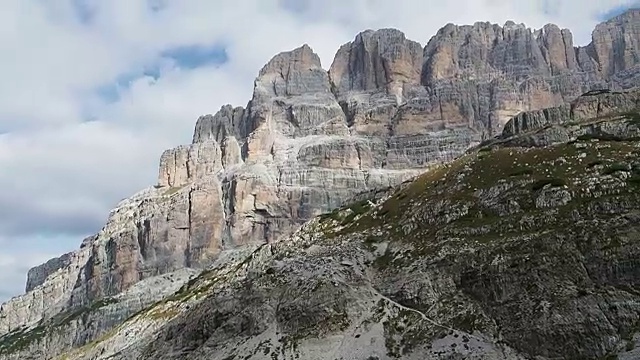 一览著名的白云石山峰，布伦塔。Trentino、意大利视频素材