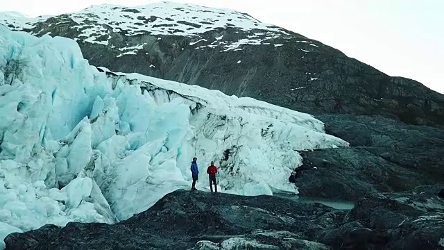 航拍:山脉和冰川视频素材