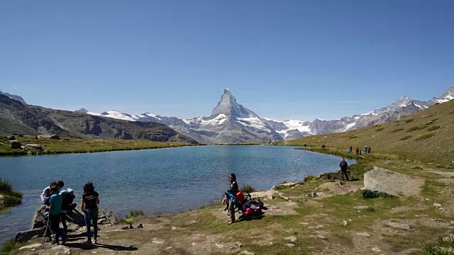 Matterhorn和Stellisee在瑞士策马特视频素材