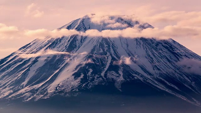 时间推移富士山的特写在日出早上，日本视频下载