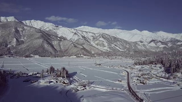 空中WS白波村冬天，长野县，日本视频下载