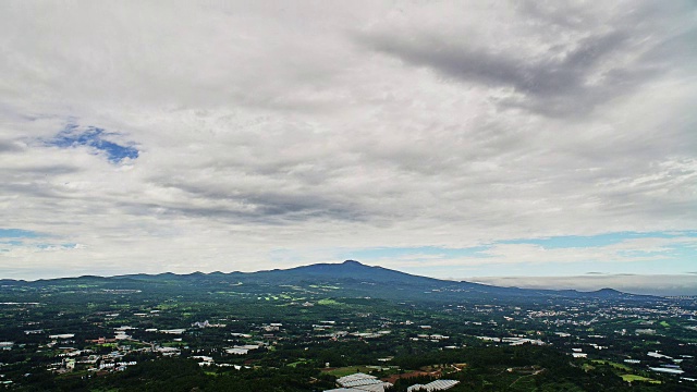 在济州岛济州岛的哈拉山和南哈拉山视频素材