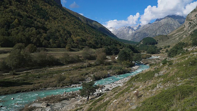 高加索山脉的风景视频素材