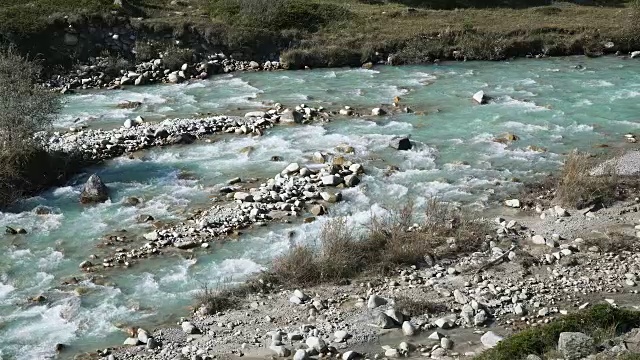 高加索山河景观视频素材