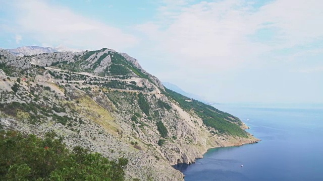 山和海。地中海沿岸。视频素材