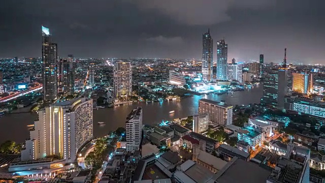 从白天到夜晚，平移拍摄曼谷城视频素材