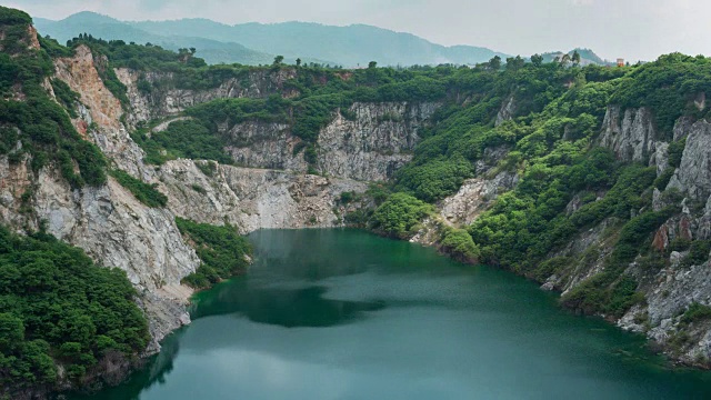 泰国春武里美丽的延时人造峡谷。视频素材