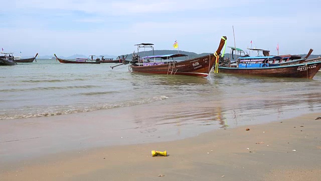 海洋中的塑料视频素材