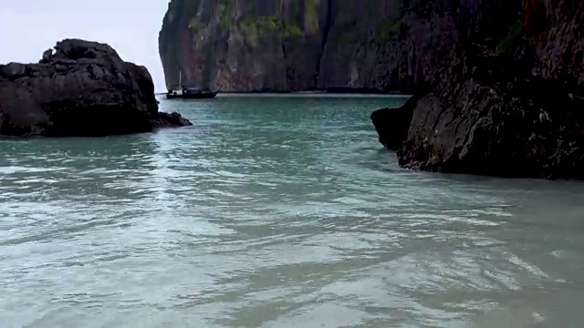 玛雅湾皮皮雷岛，泰国甲米视频素材