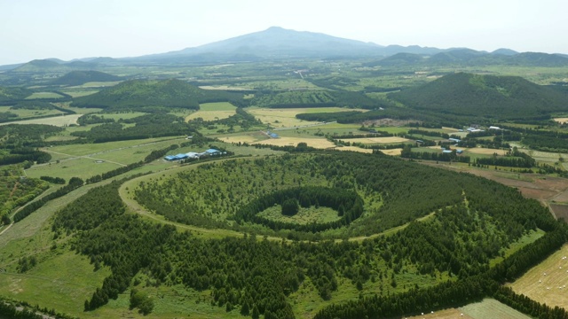 Abu Oreum(火山锥)在济州岛视频素材