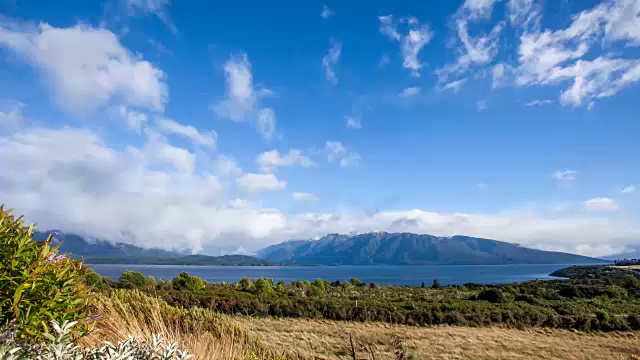 青山在蓝山上视频素材