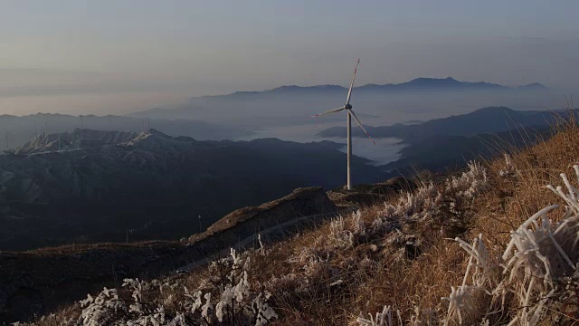 云海中的风能，中国桂林视频素材